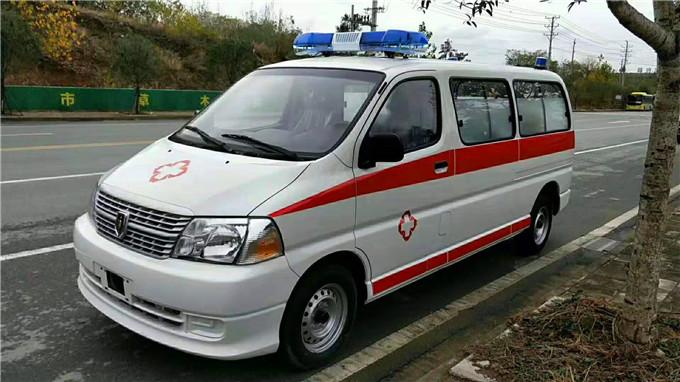 禄劝丰田海狮救护车
